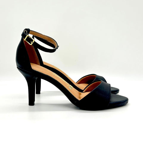 Vizzano 6524-100 Mid Heel Sandal in Black Napa